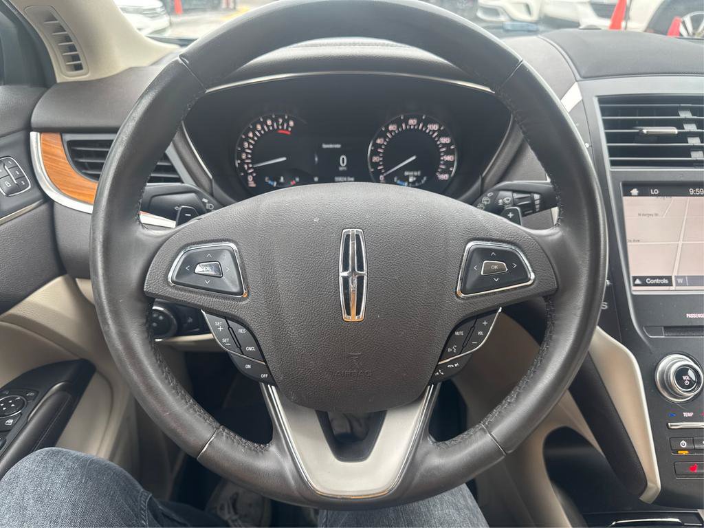 Used 2018 Lincoln MKC Select w/ Select Plus Package AWD/4WD image 14