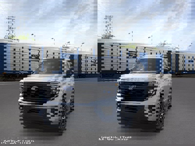 New 2025 Ford Expedition Active image 25