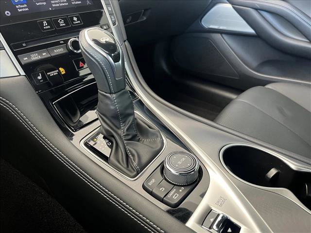Used 2022 INFINITI Q60 3.0t Luxe w/ Cargo Package RWD image 15