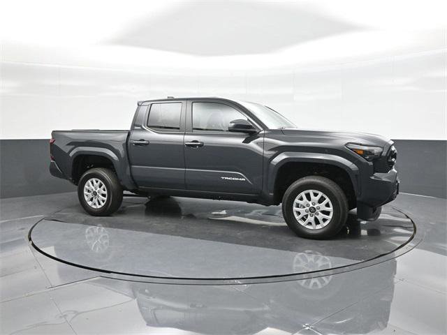 Certified 2025 Toyota Tacoma SR5 image 17