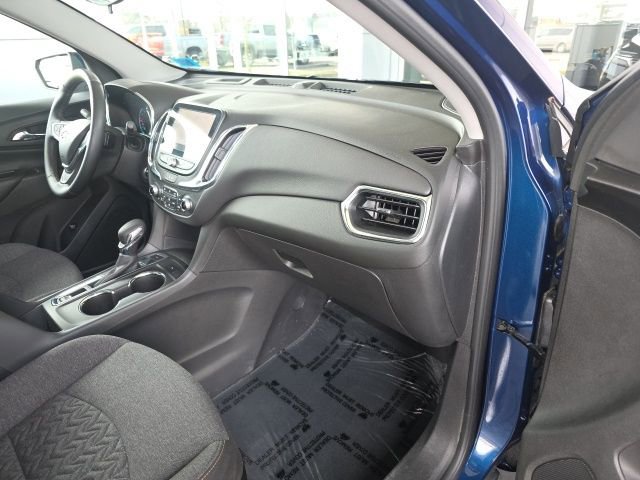 Used 2023 Chevrolet Equinox LT image 9