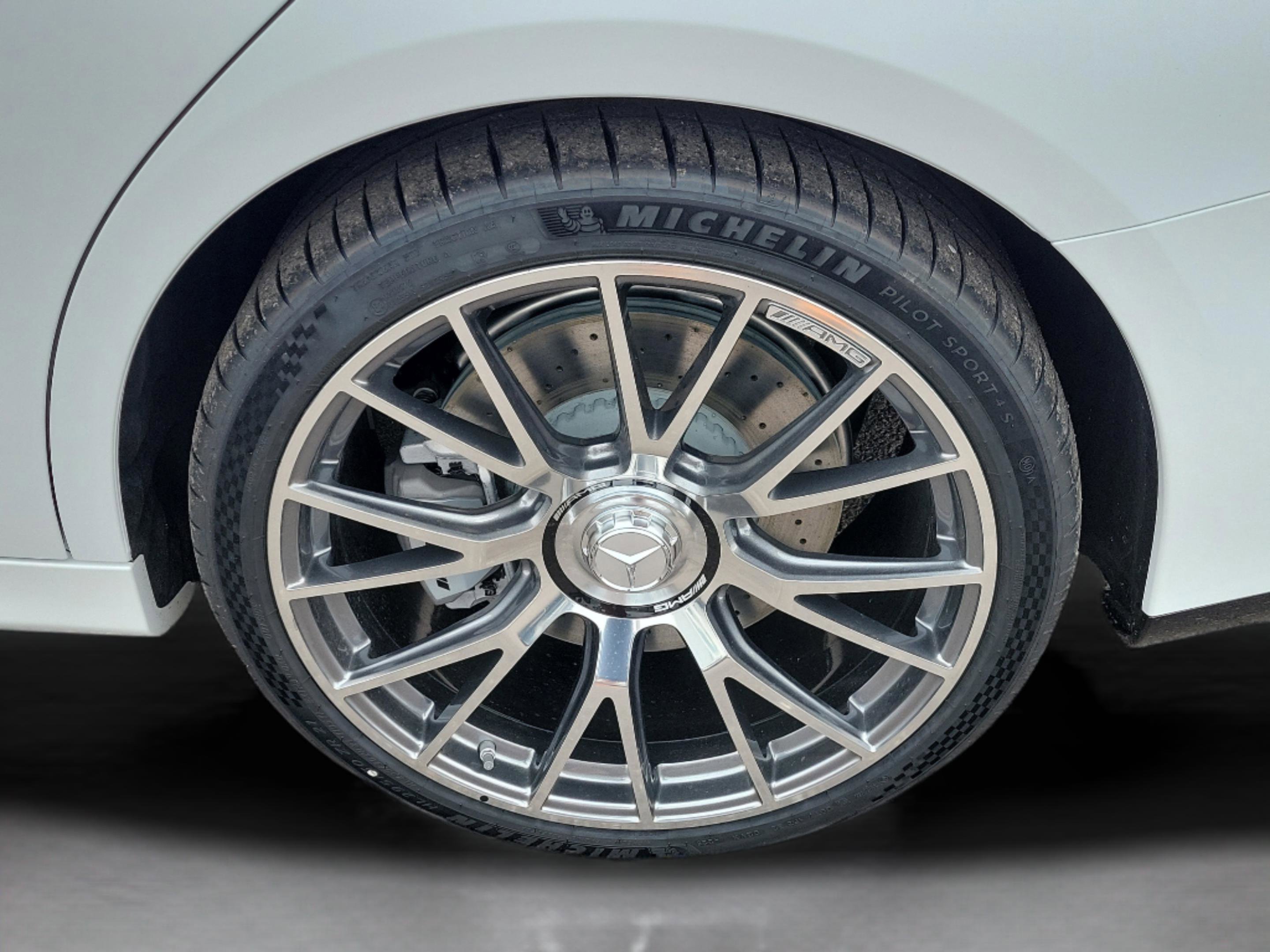 New 2026 Mercedes-Benz E 53 AMG e 4MATIC Sedan image 36