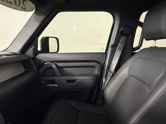 Certified 2025 Land Rover Defender 110 S AWD/4WD image 20