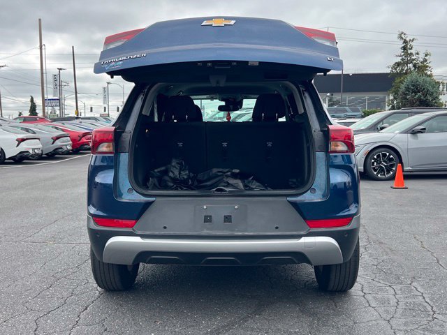 Used 2021 Chevrolet TrailBlazer LT w/ Convenience Package FWD image 11
