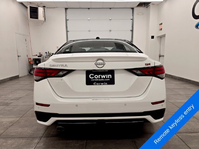 Used 2025 Nissan Sentra SR FWD image 4