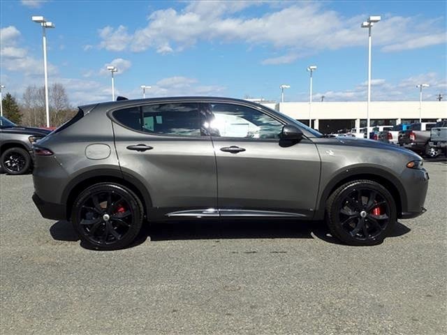 New 2024 Dodge Hornet R/T Plus w/ Track Pack image 3