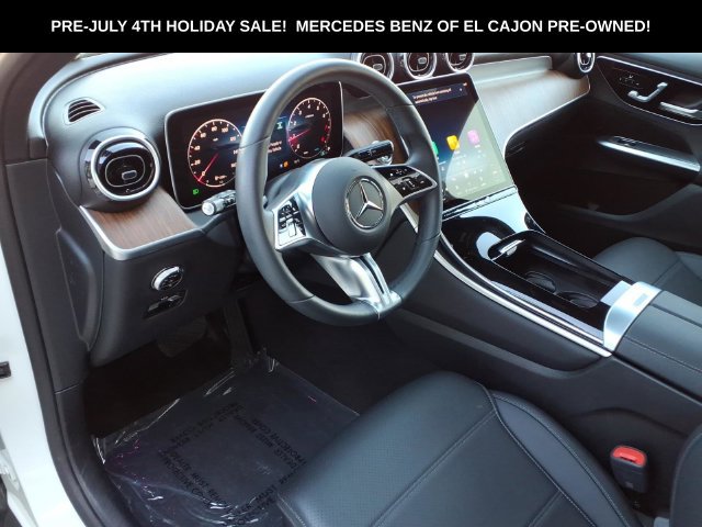 Used 2026 Mercedes-Benz GLC 300 image 14