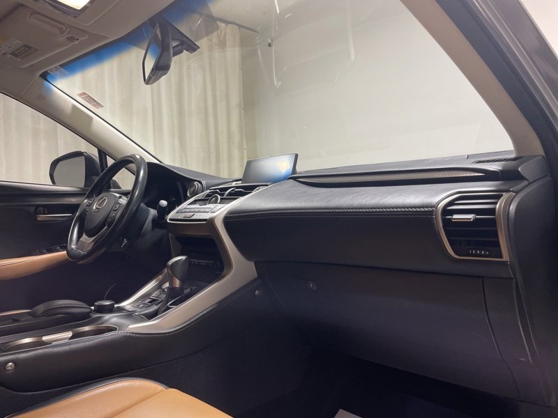 Used 2017 Lexus NX 200t FWD image 14