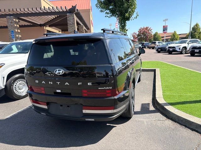 Used 2025 Hyundai Santa Fe Limited AWD/4WD image 12