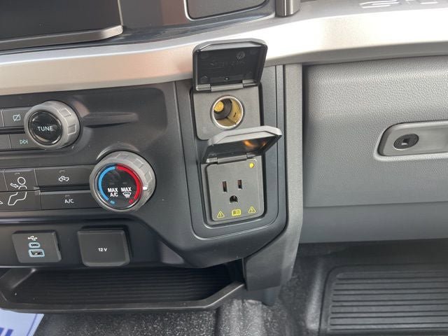 Used 2024 Ford F550 2WD Regular Cab Super Duty image 21
