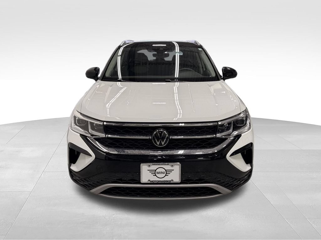 Used 2023 Volkswagen Taos SEL AWD/4WD image 8