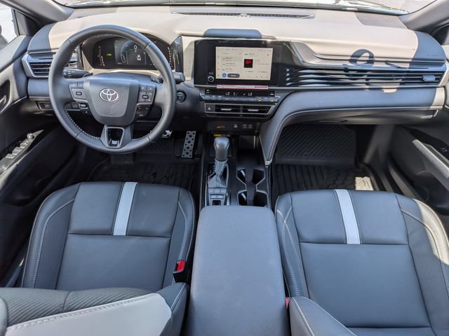 Used 2026 Toyota Camry SE AWD/4WD image 13