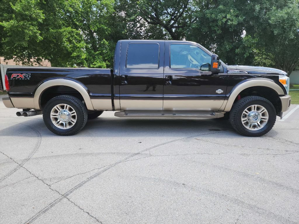 Used 2014 Ford F250 King Ranch w/ FX4 Off-Road Package AWD/4WD image 13