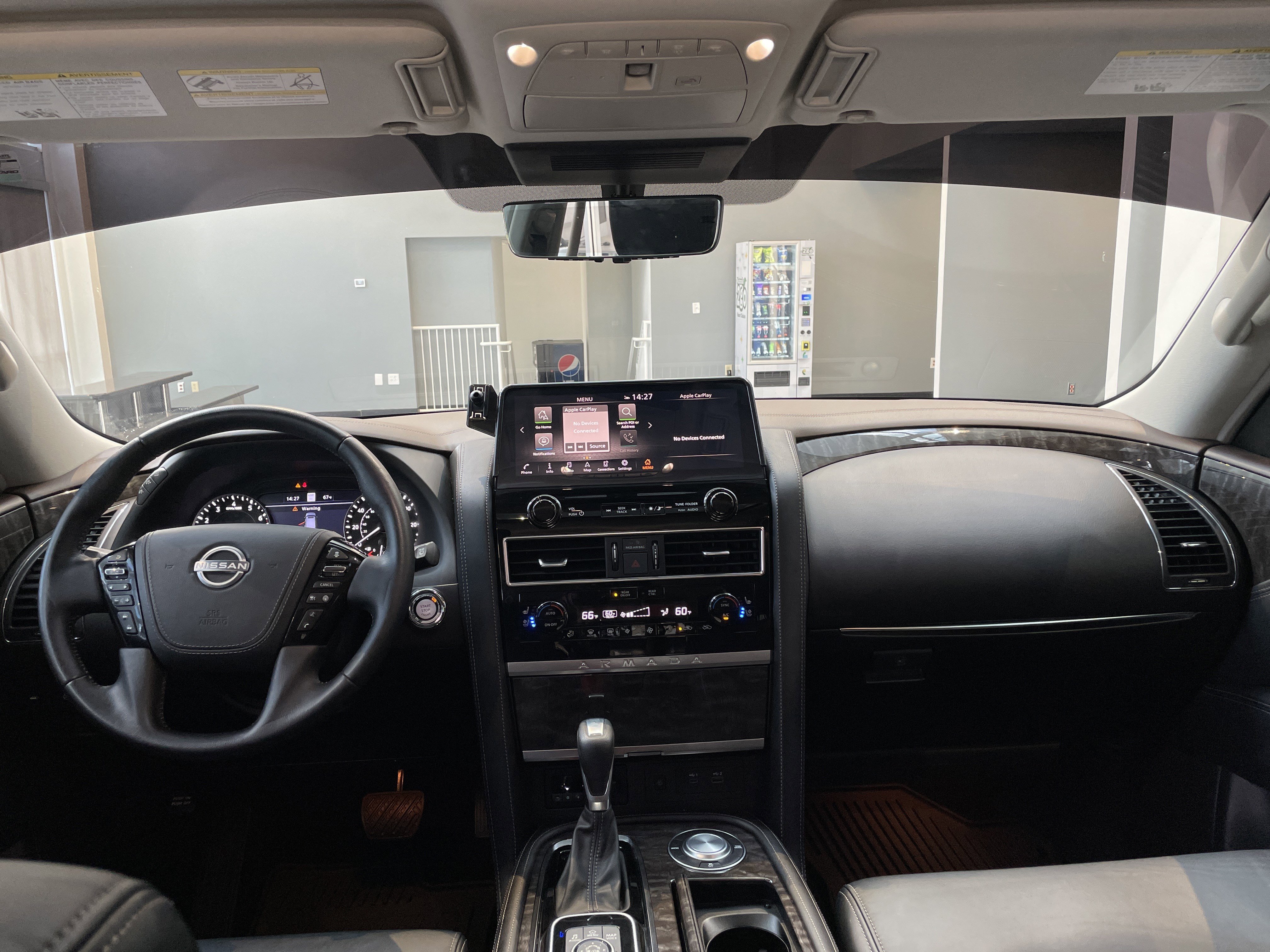 Used 2024 Nissan Armada Platinum w/ Captain's Chairs Package RWD image 36