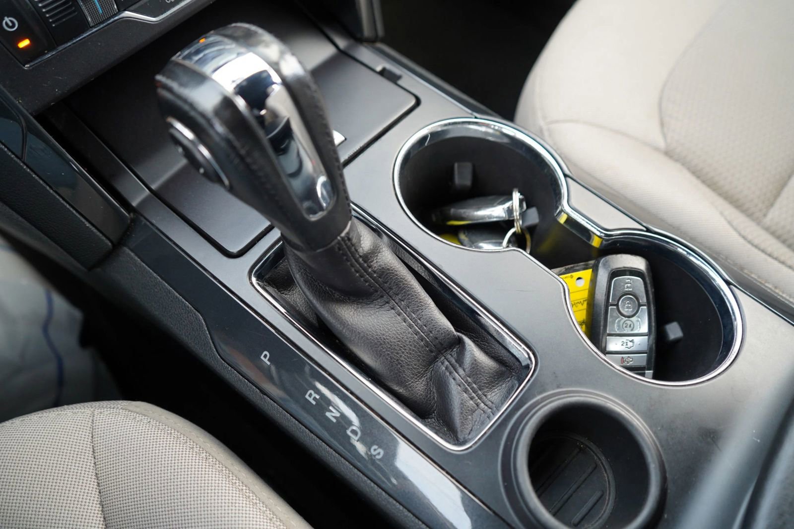 Used 2018 Ford Explorer XLT w/ Equipment Group 201A image 13