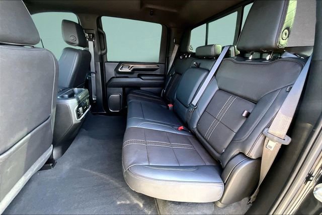 Used 2024 Chevrolet Silverado 3500 High Country w/ Midnight Edition image 26