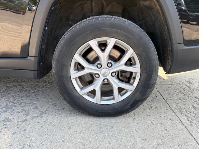 Used 2021 Jeep Grand Cherokee L Limited image 7