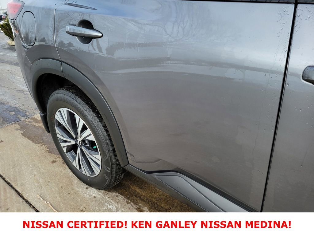 Certified 2023 Nissan Rogue SV image 14