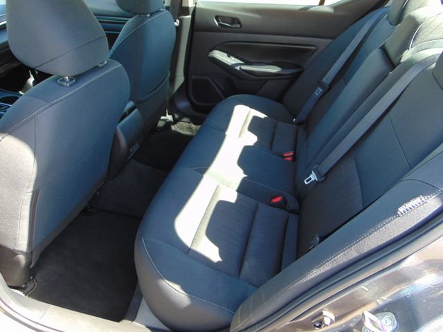 Used 2025 Nissan Altima 2.5 SV FWD image 20