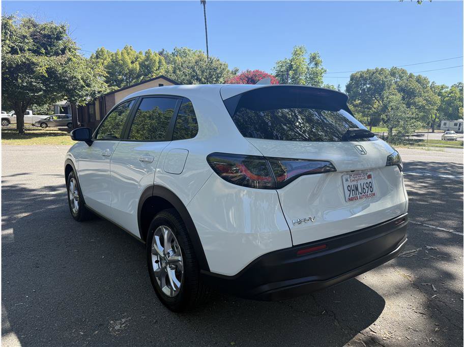 Used 2024 Honda HR-V LX image 5