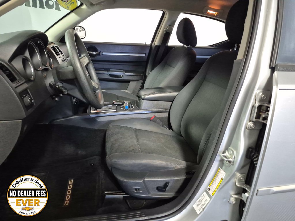 Used 2010 Dodge Charger SXT RWD image 9