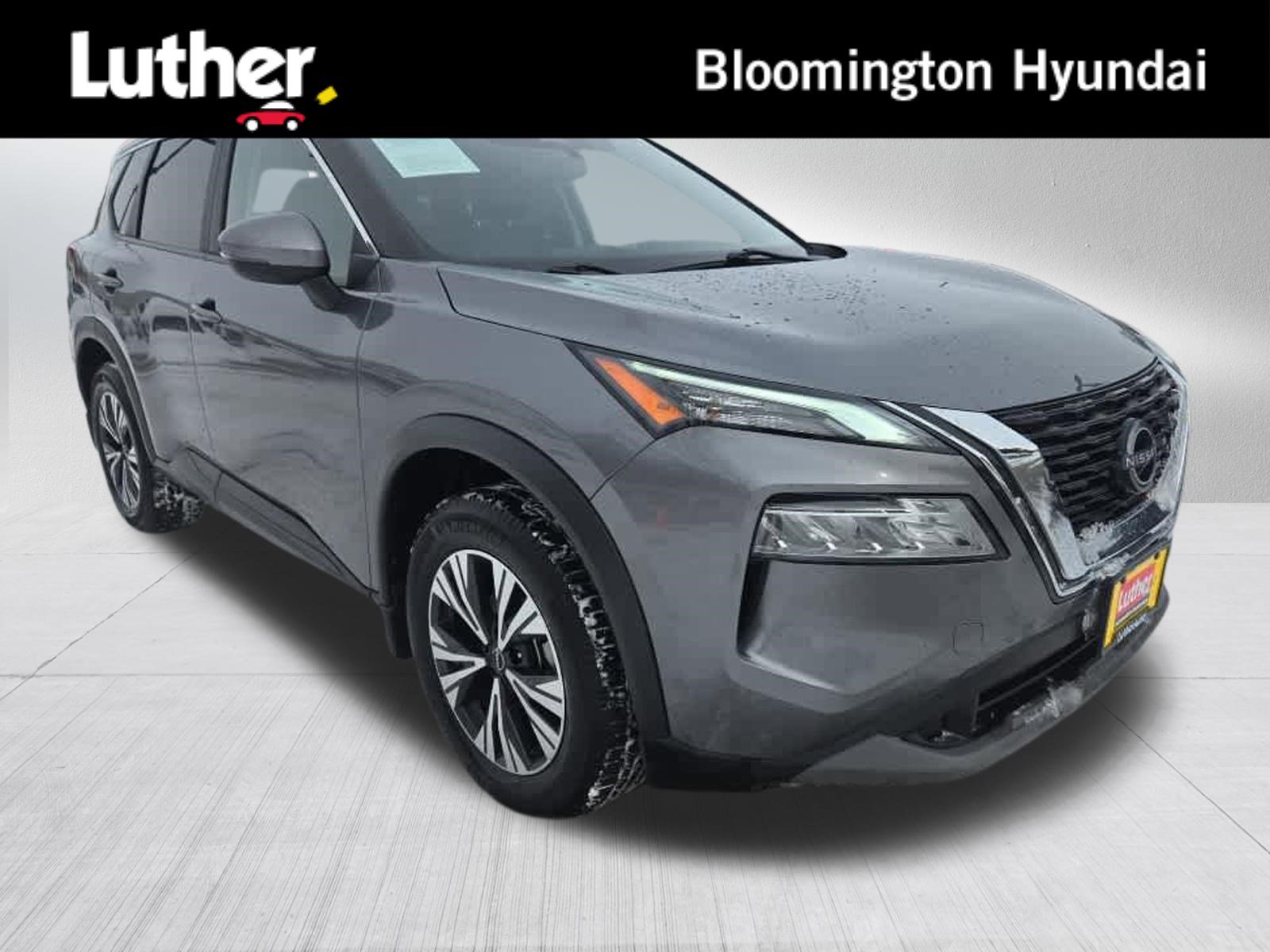 Used 2022 Nissan Rogue SV w/ SV Premium Package