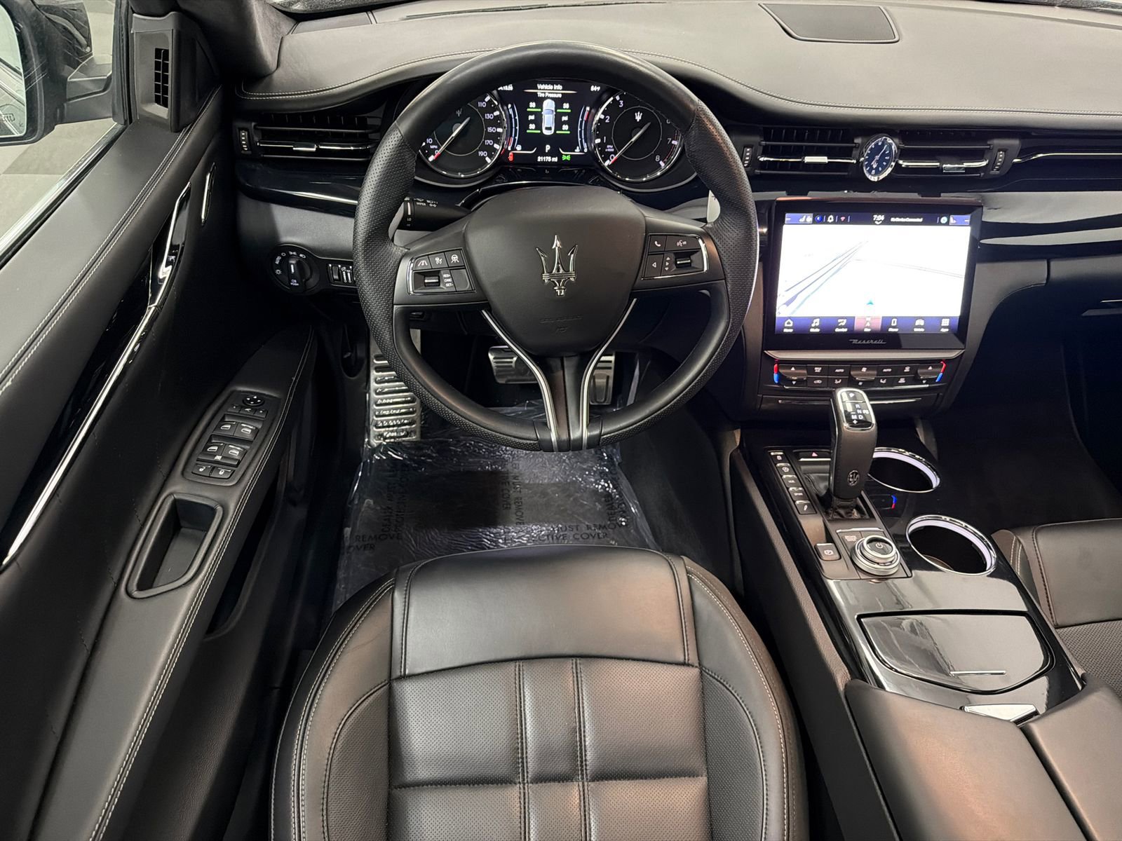 Used 2022 Maserati Quattroporte Modena image 21