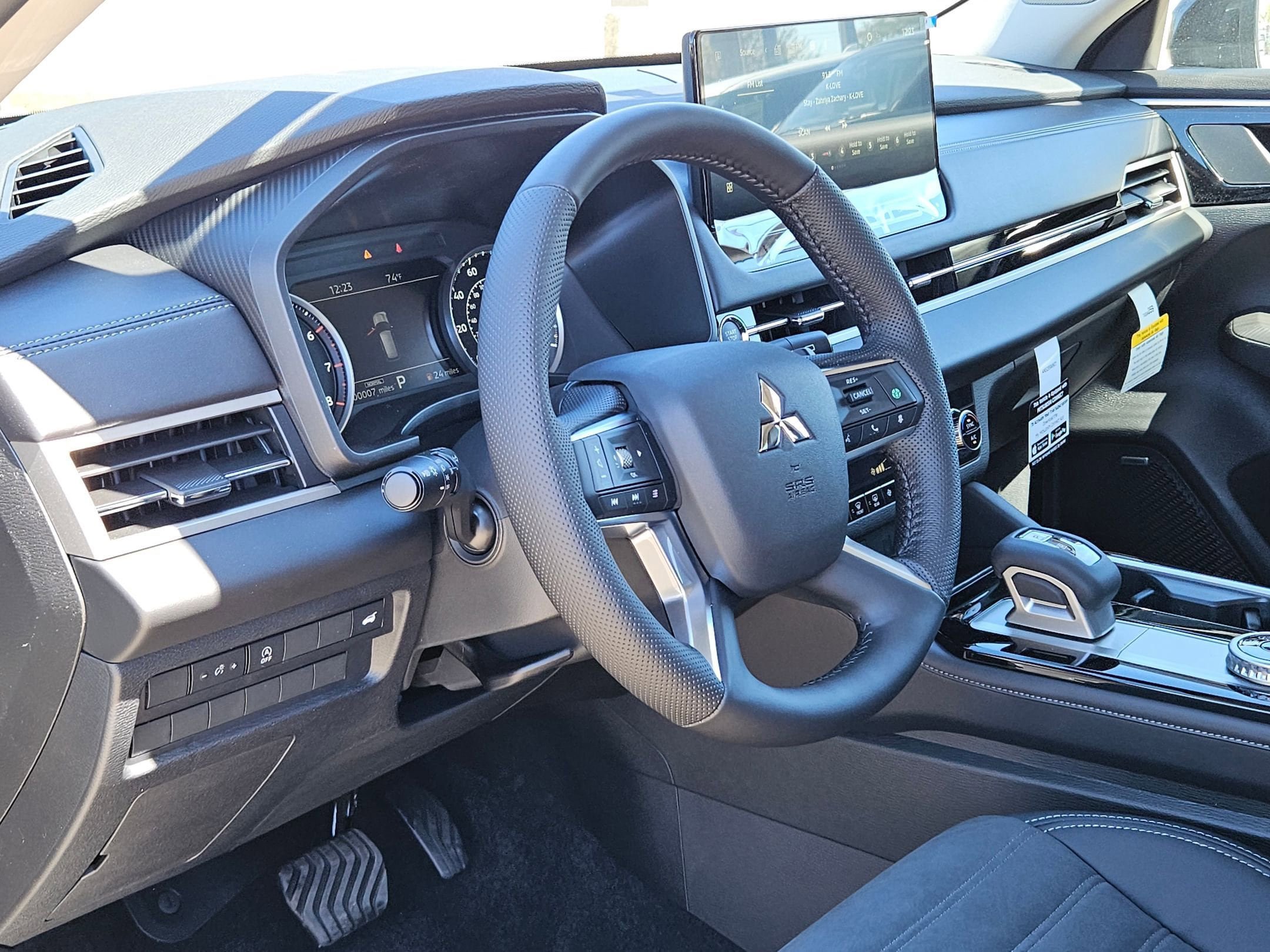 New 2026 Mitsubishi Outlander SE AWD/4WD image 10