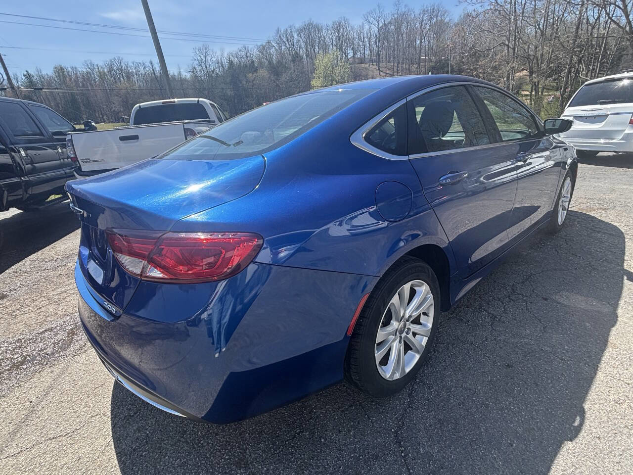 Used 2015 Chrysler 200 Limited image 8