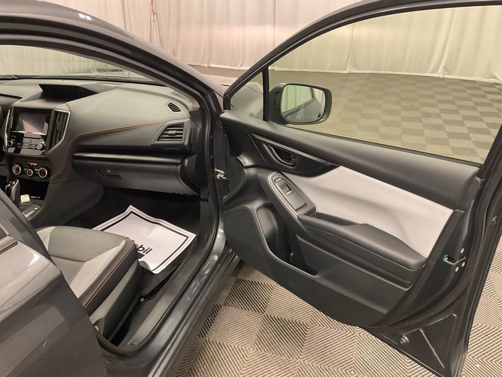 Used 2020 Subaru Crosstrek 2.0i Premium w/ Moonroof Package 2 image 25