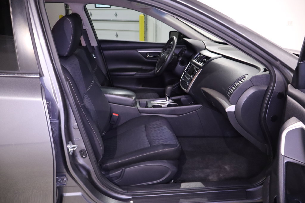 Used 2017 Nissan Altima 2.5 S w/ Power Driver Seat Package FWD image 28