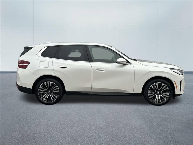 Certified 2025 BMW X3 xDrive30i w/ Premium Package image 5