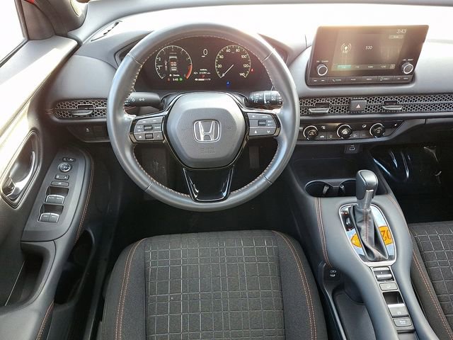 Used 2024 Honda HR-V Sport image 11