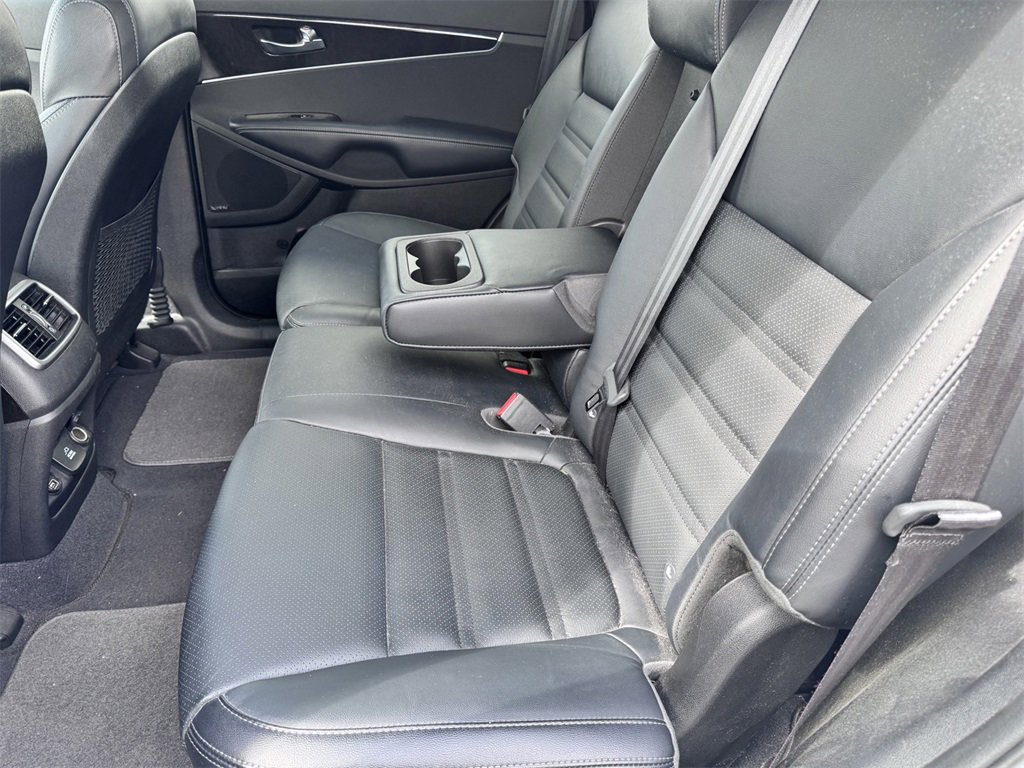 Used 2016 Kia Sorento EX w/ EX Touring Package image 24