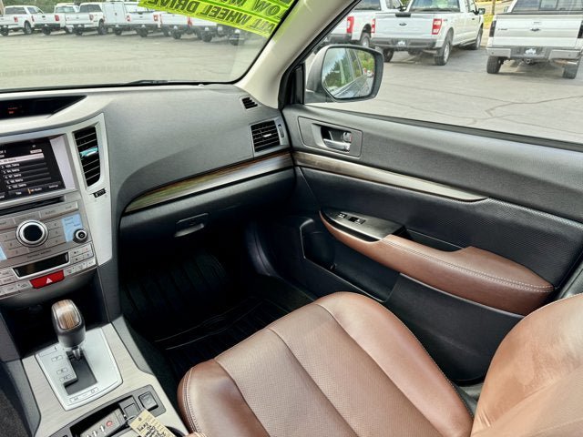 Used 2014 Subaru Outback 2.5i Limited AWD/4WD image 19