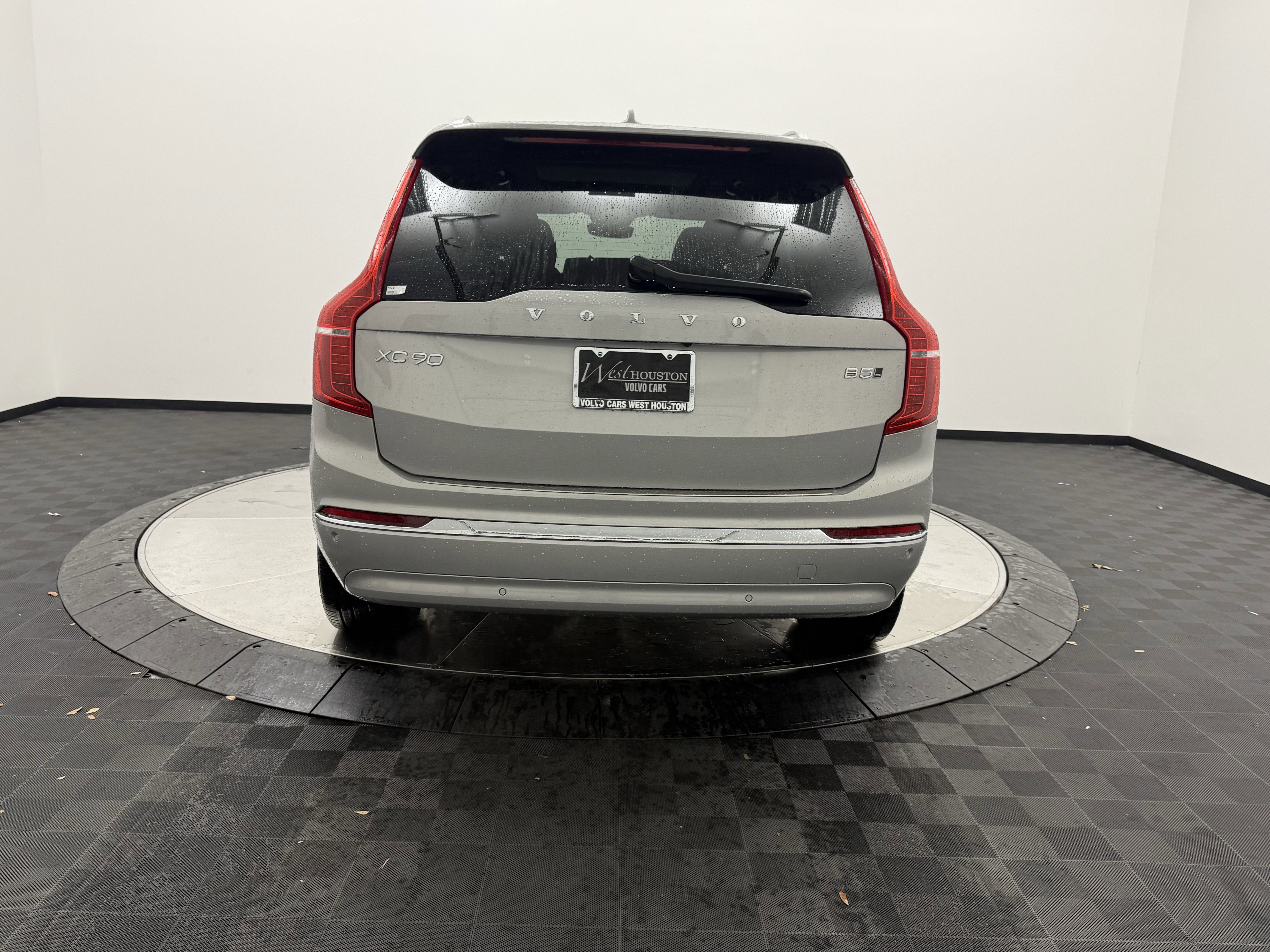 Certified 2023 Volvo XC90 B5 Plus w/ Protection Package Premier AWD/4WD image 5