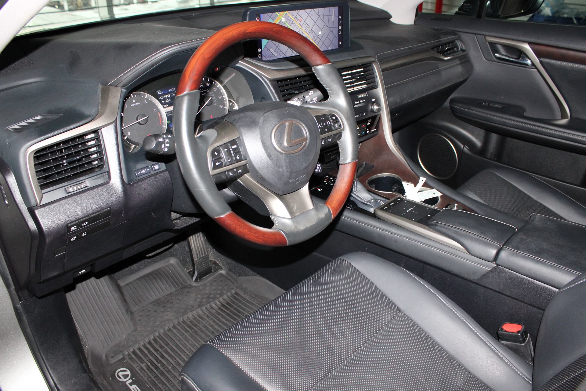 Used 2022 Lexus RX 350 FWD w/ Premium Package image 25