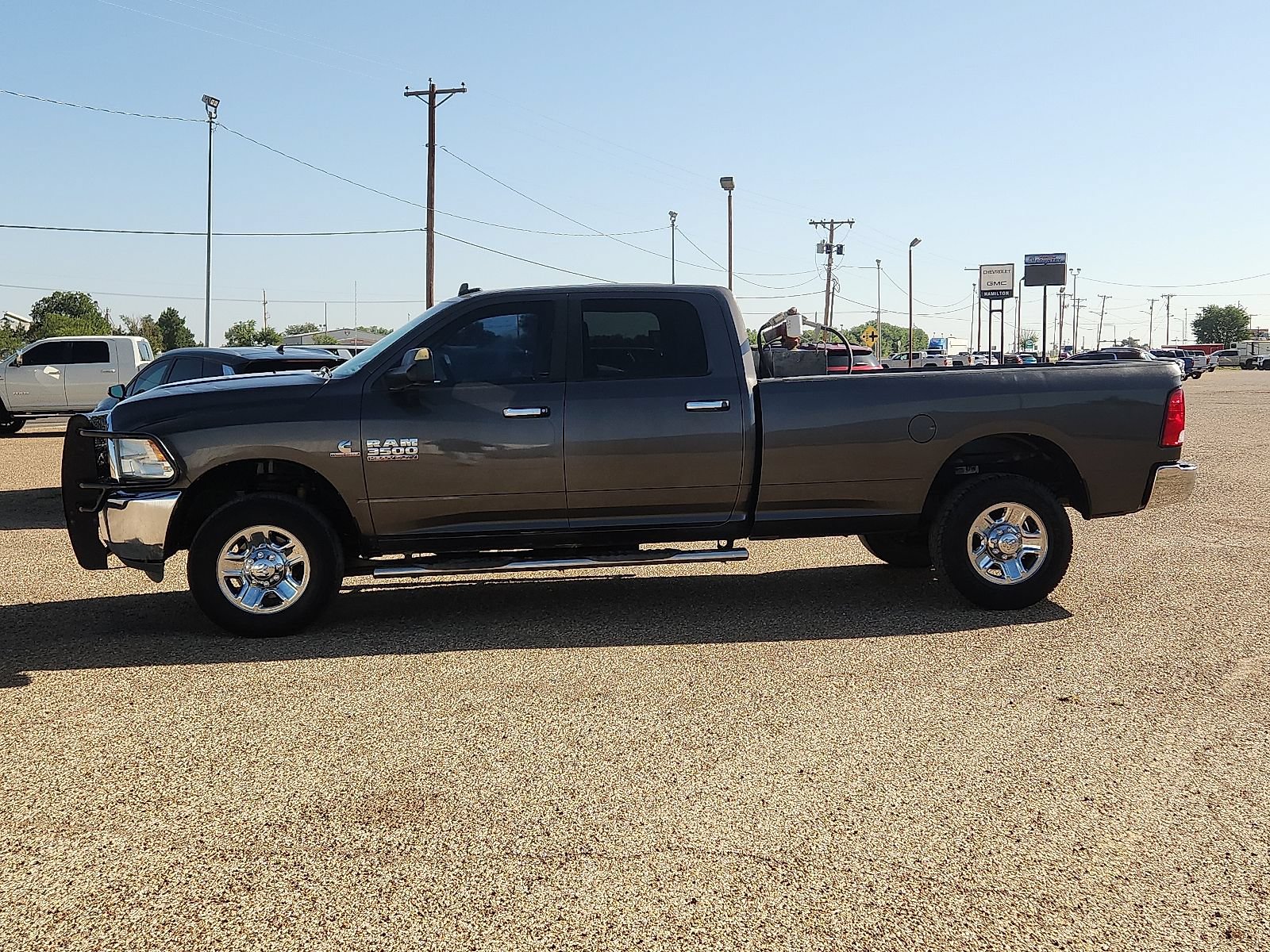 Used 2014 RAM 3500 SLT AWD/4WD image 2