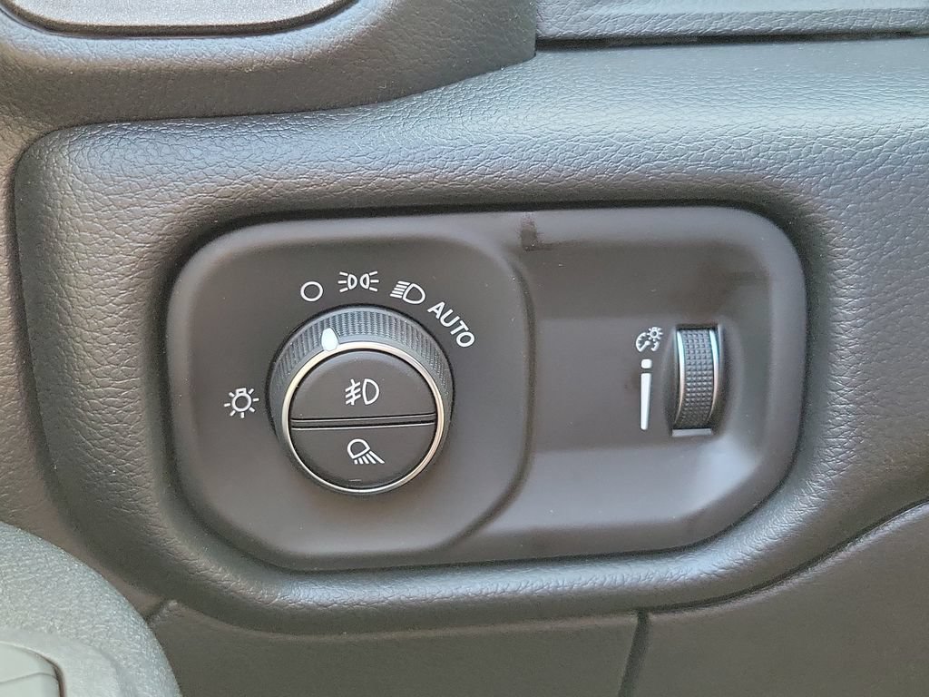 New 2026 RAM 2500 Tradesman AWD/4WD image 25