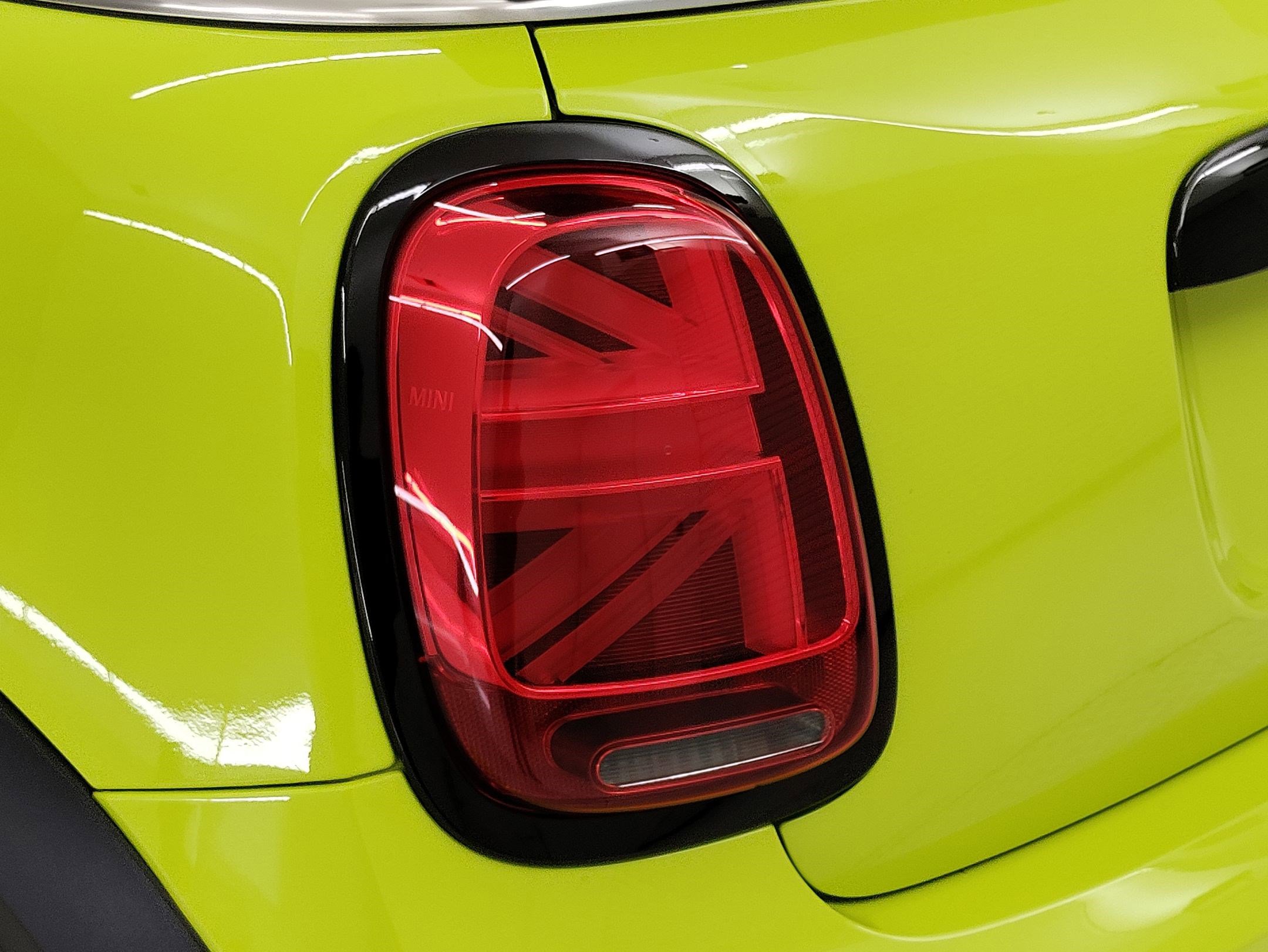 Certified 2023 MINI Cooper S image 9