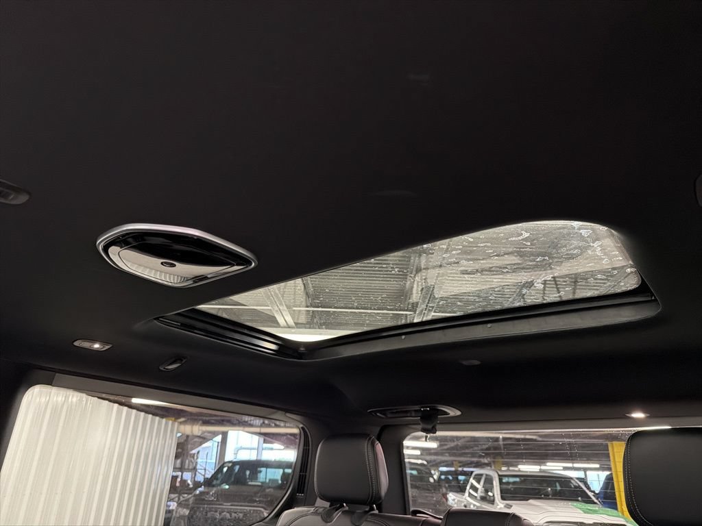 New 2026 Jeep Grand Wagoneer Summit w/ Rear Seat Video Group I AWD/4WD image 16