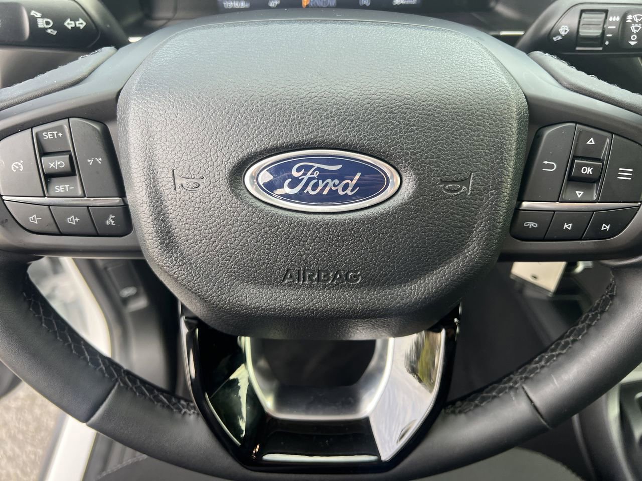 New 2025 Ford Ranger XLT w/ Convenience Package image 8