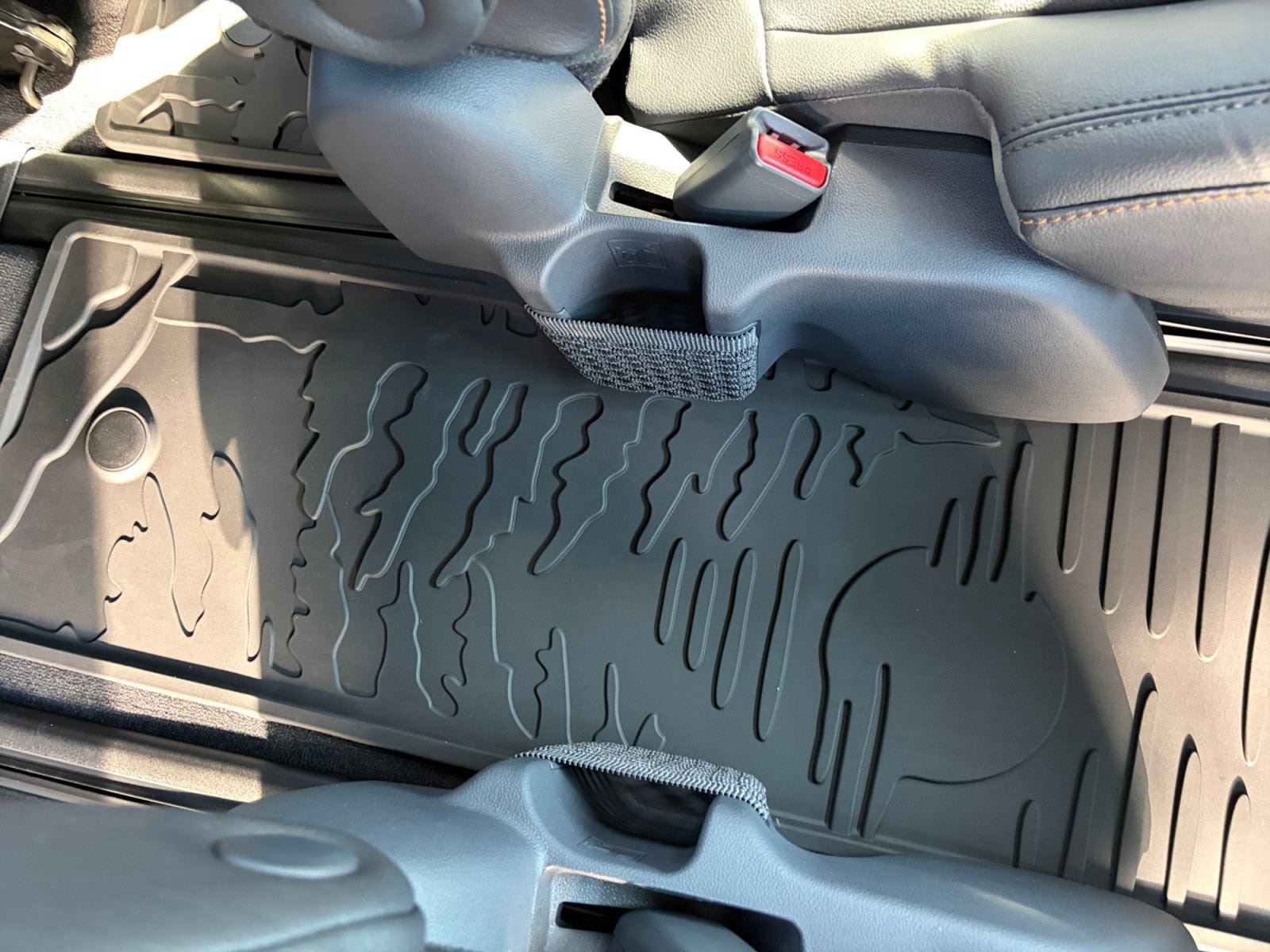 New 2026 Toyota Sienna XLE Woodland Edition AWD/4WD image 37