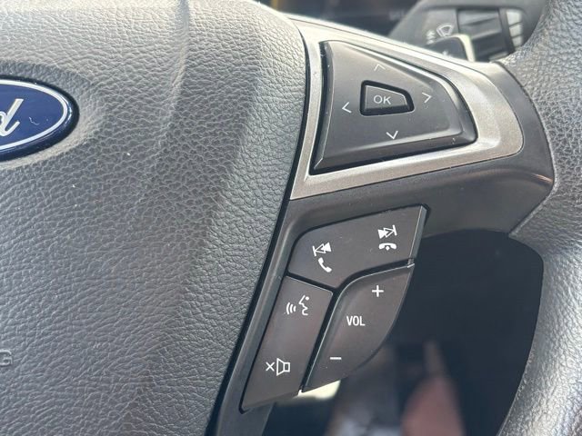 Used 2018 Ford Fusion SE image 19