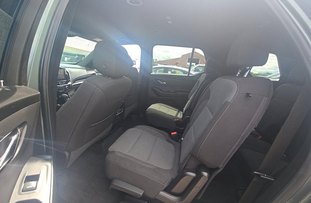 Used 2023 Chevrolet Traverse LT AWD/4WD image 11