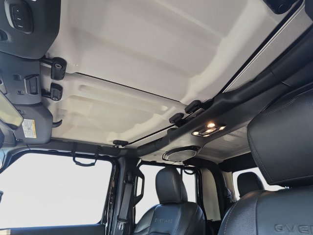 Used 2021 Jeep Gladiator Overland w/ Popular Equipment Package AWD/4WD image 27