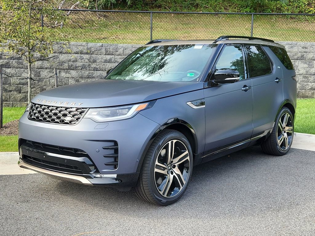 New 2026 Land Rover Discovery Limited Edition image 1