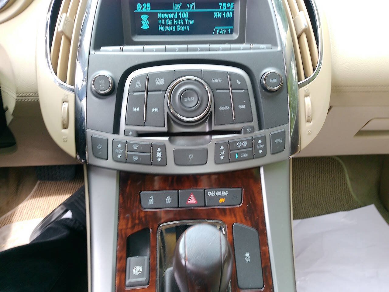 Used 2012 Buick LaCrosse Convenience FWD image 33