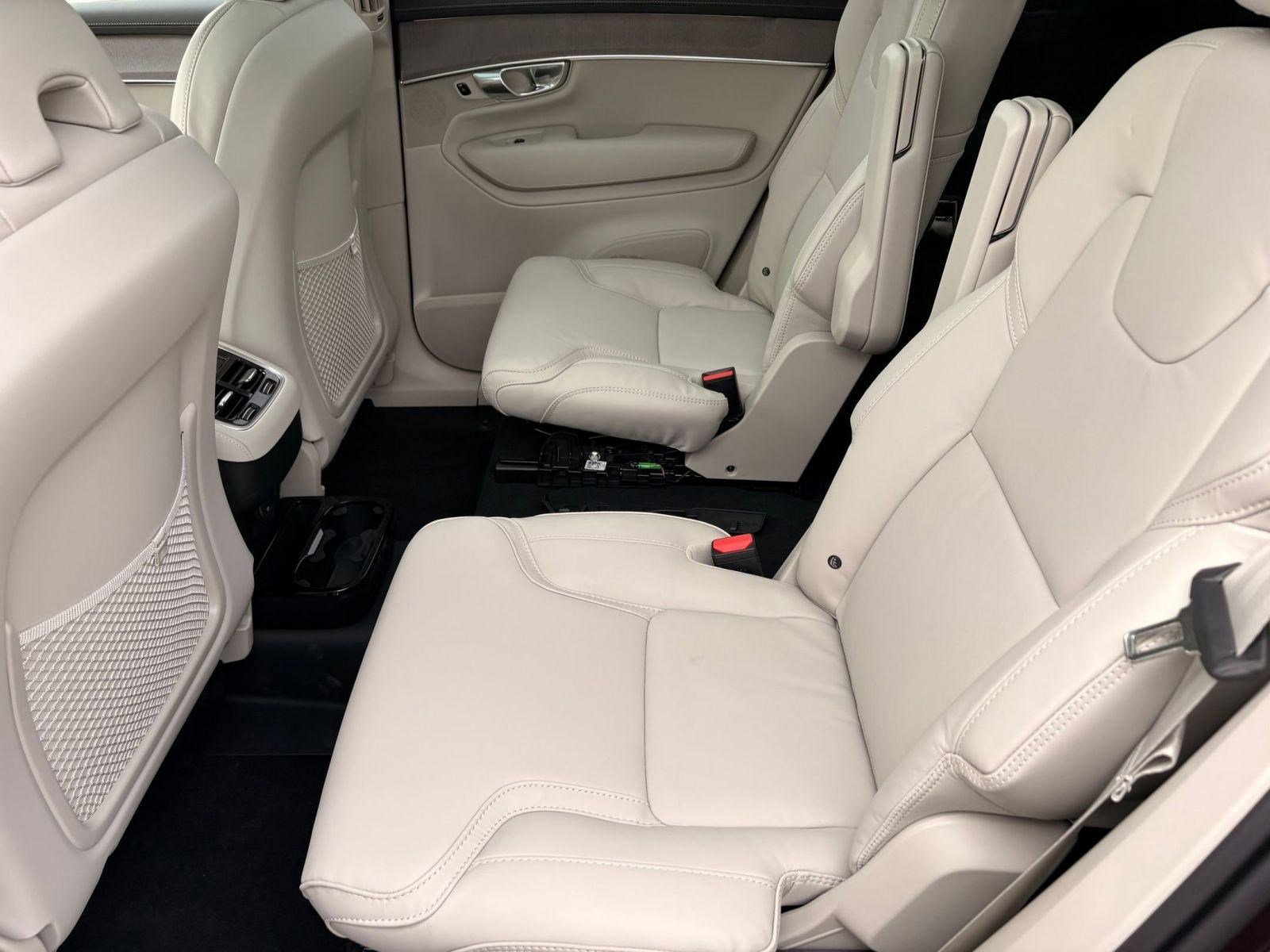 New 2026 Volvo XC90 B6 Ultra w/ Protection Package image 25