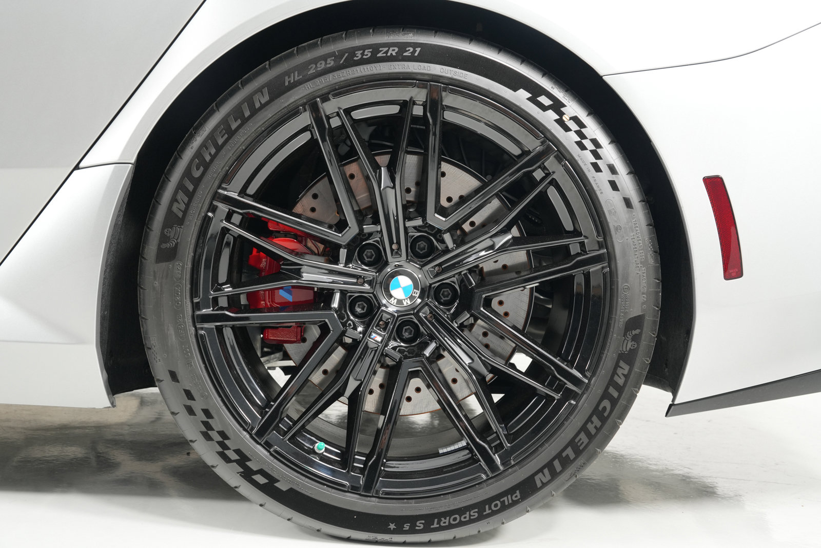Used 2025 BMW M5 Touring AWD/4WD image 12
